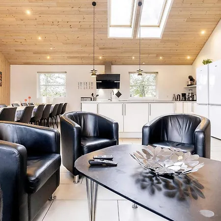 5 Star In Idestrup *