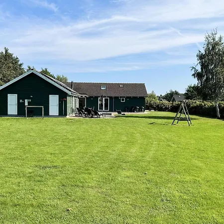 Ferienhaus 5 Star In Idestrup *
